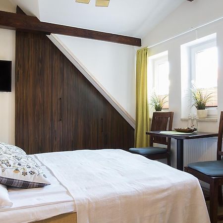 ウストカ ドム ヴァカチーニ ミストラル Bed & Breakfast エクステリア 写真
