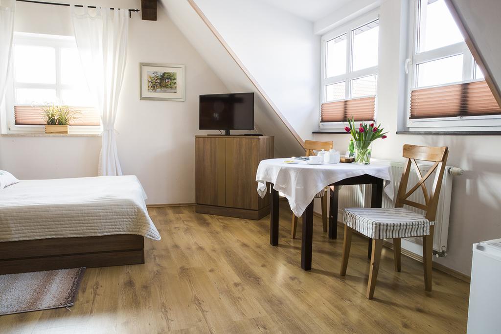 ウストカ ドム ヴァカチーニ ミストラル Bed & Breakfast エクステリア 写真