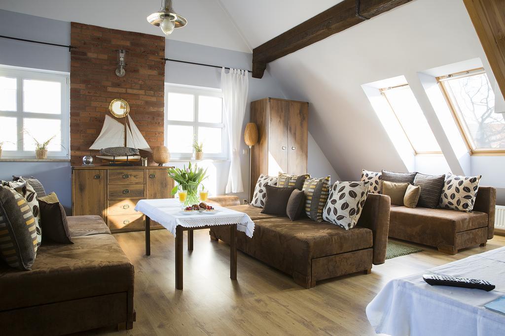 ウストカ ドム ヴァカチーニ ミストラル Bed & Breakfast エクステリア 写真