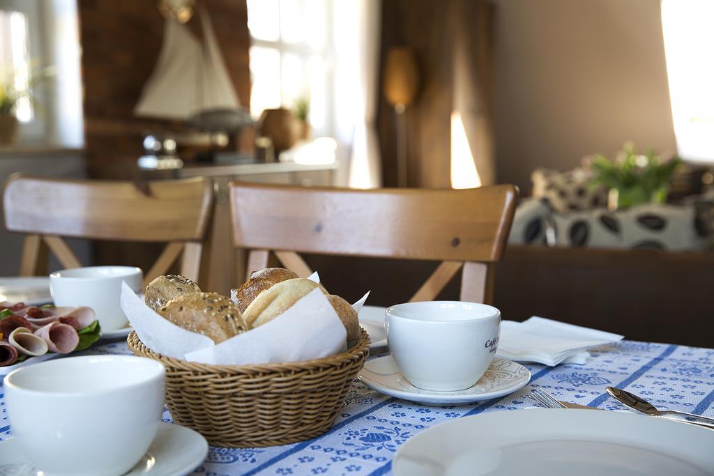 ウストカ ドム ヴァカチーニ ミストラル Bed & Breakfast エクステリア 写真