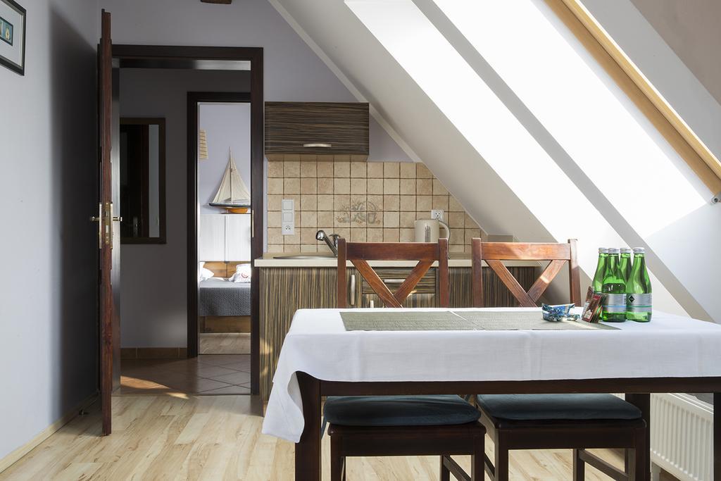 ウストカ ドム ヴァカチーニ ミストラル Bed & Breakfast エクステリア 写真
